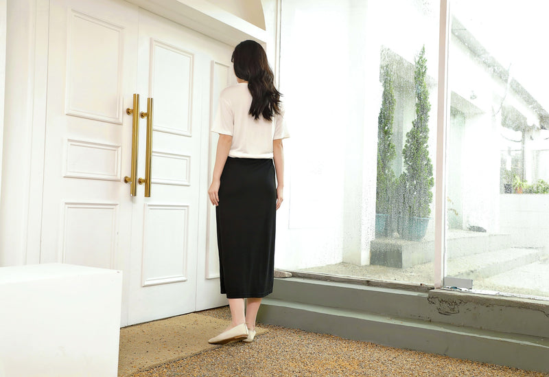 Drawstring Contrast-Stitch Skirt