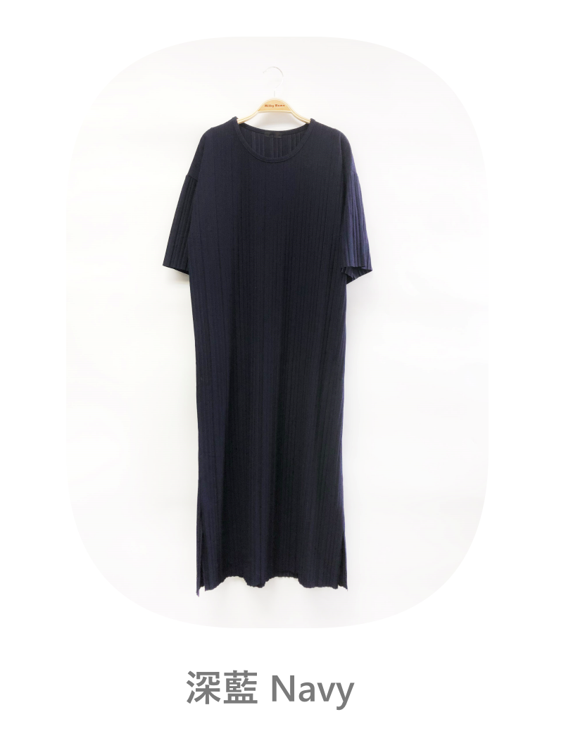 Simple Pleated Midi Dress