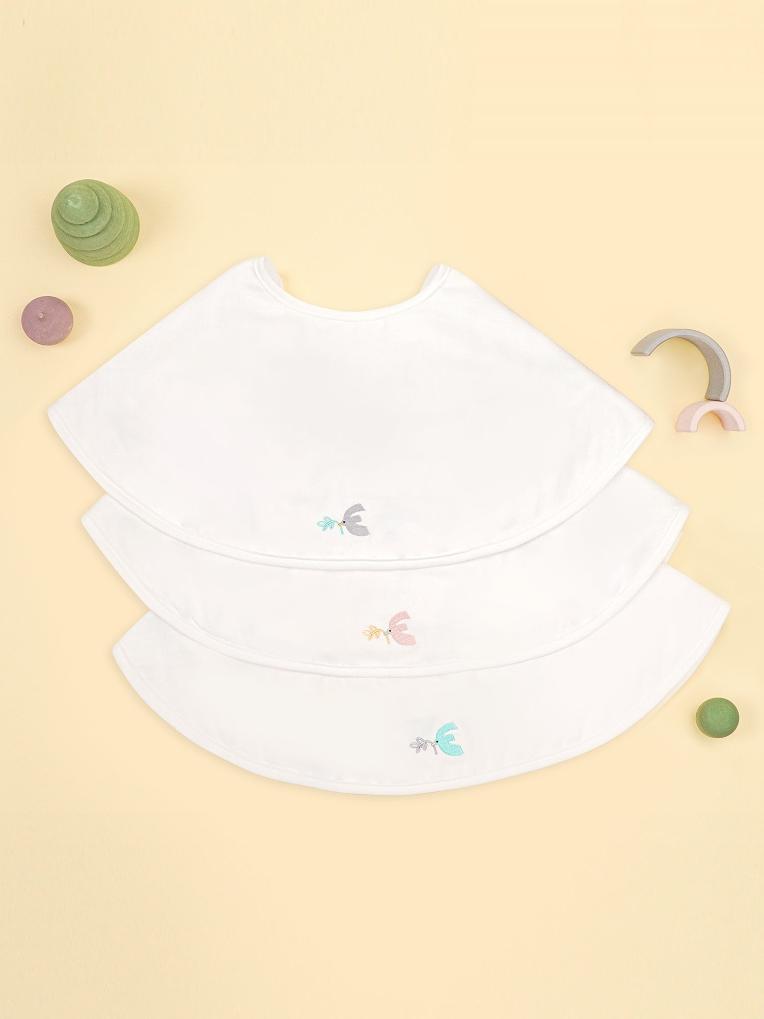 KRBA412 韓國 Bamboo Bebe 竹纖維斗篷掃風巾-村莊之守護 (3種圖案)