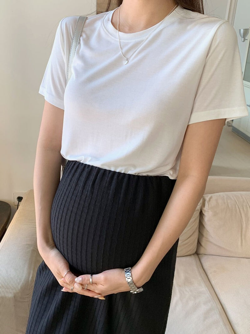 Vertical H-Line Black Slit Midi Skirt