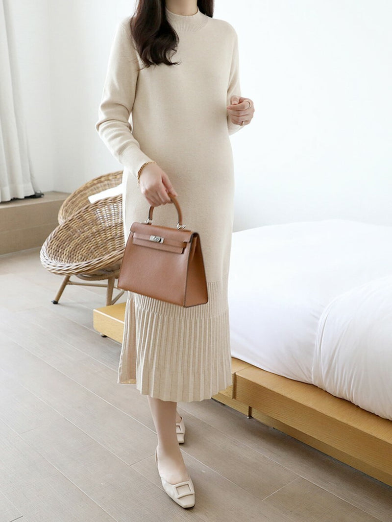 Half Neck Knitted Pleated Dress