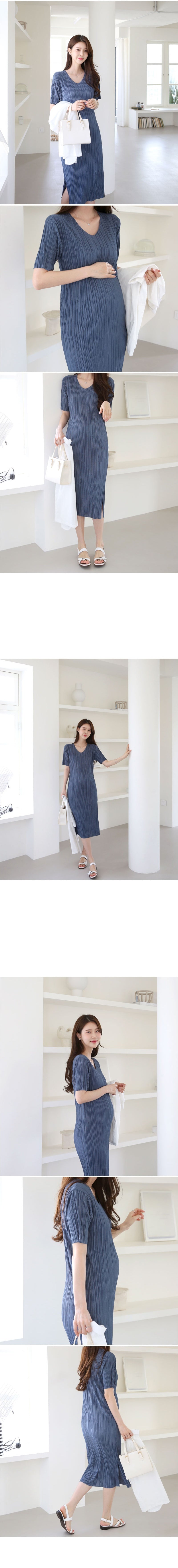 Solid Pleated Midi Dress
