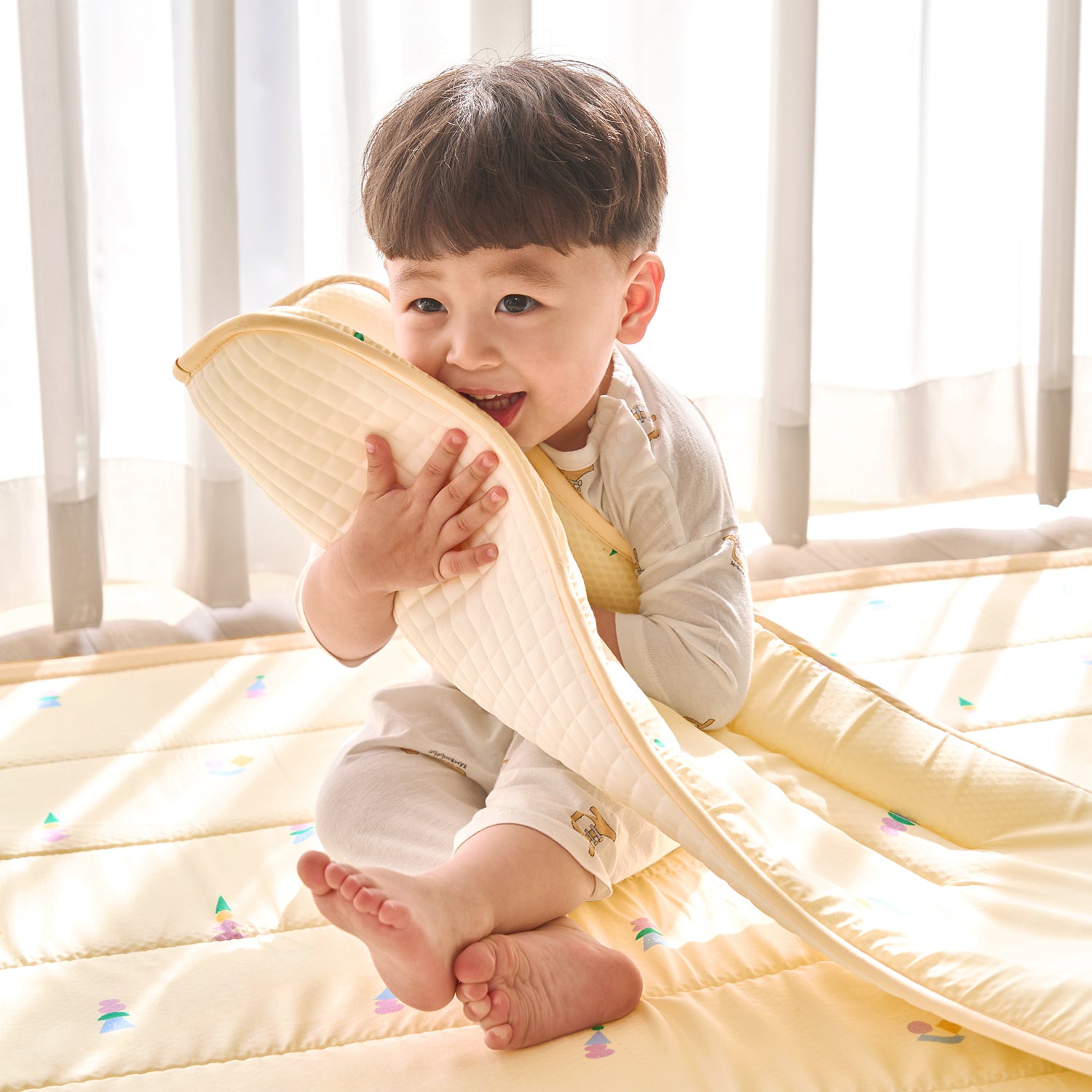 KRBA622 Korea Bamboo Bebe Reversible Cooling Long Pillow 28x70cm-Circus (2 Colors)