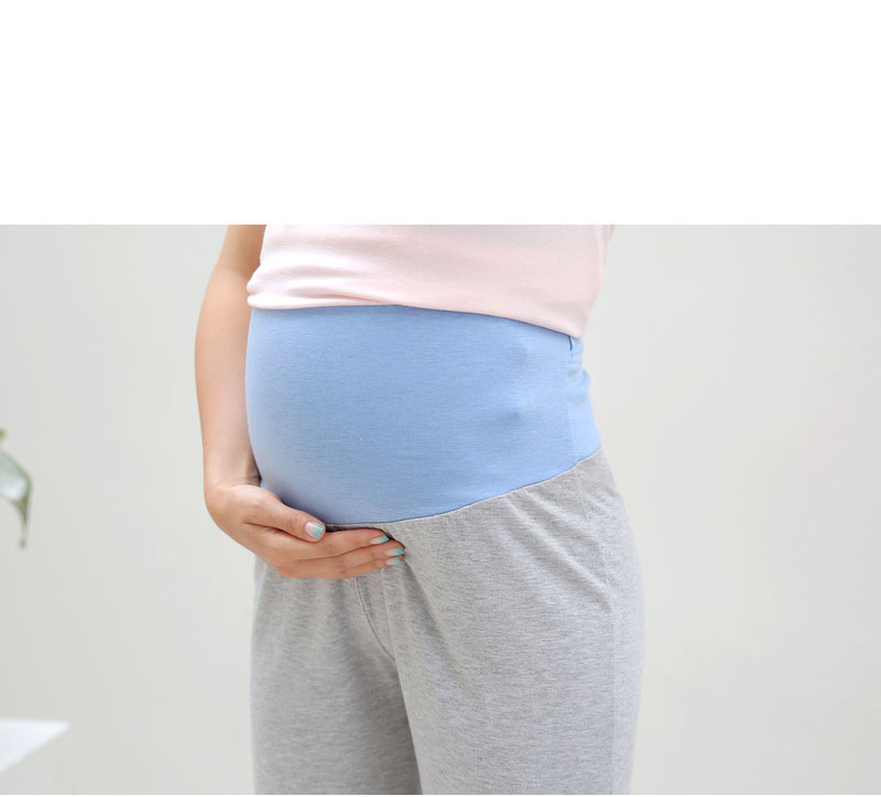 Simple 1/2 Length Over-knee Shorts with Yoga Waistband