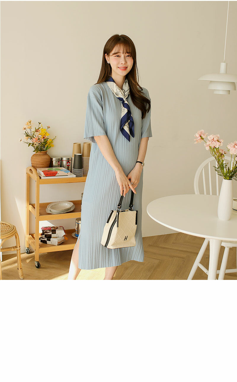 Simple Pleated Midi Dress