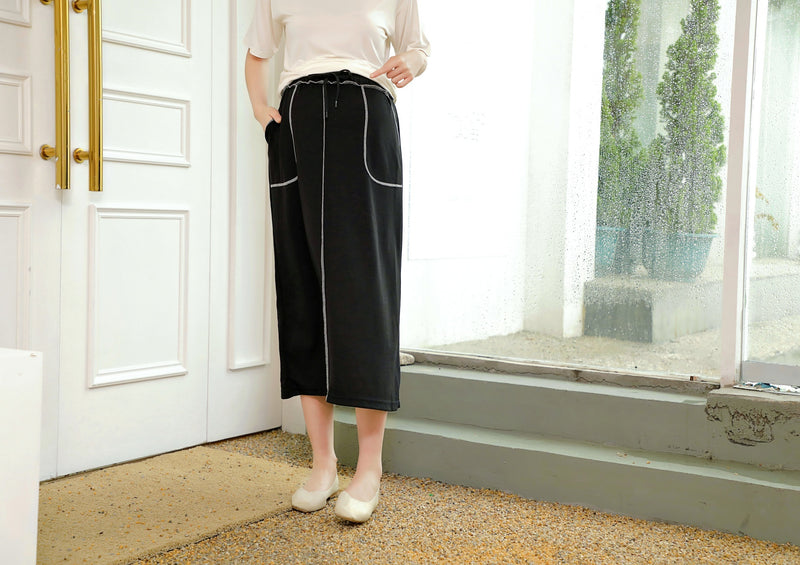Drawstring Contrast-Stitch Skirt