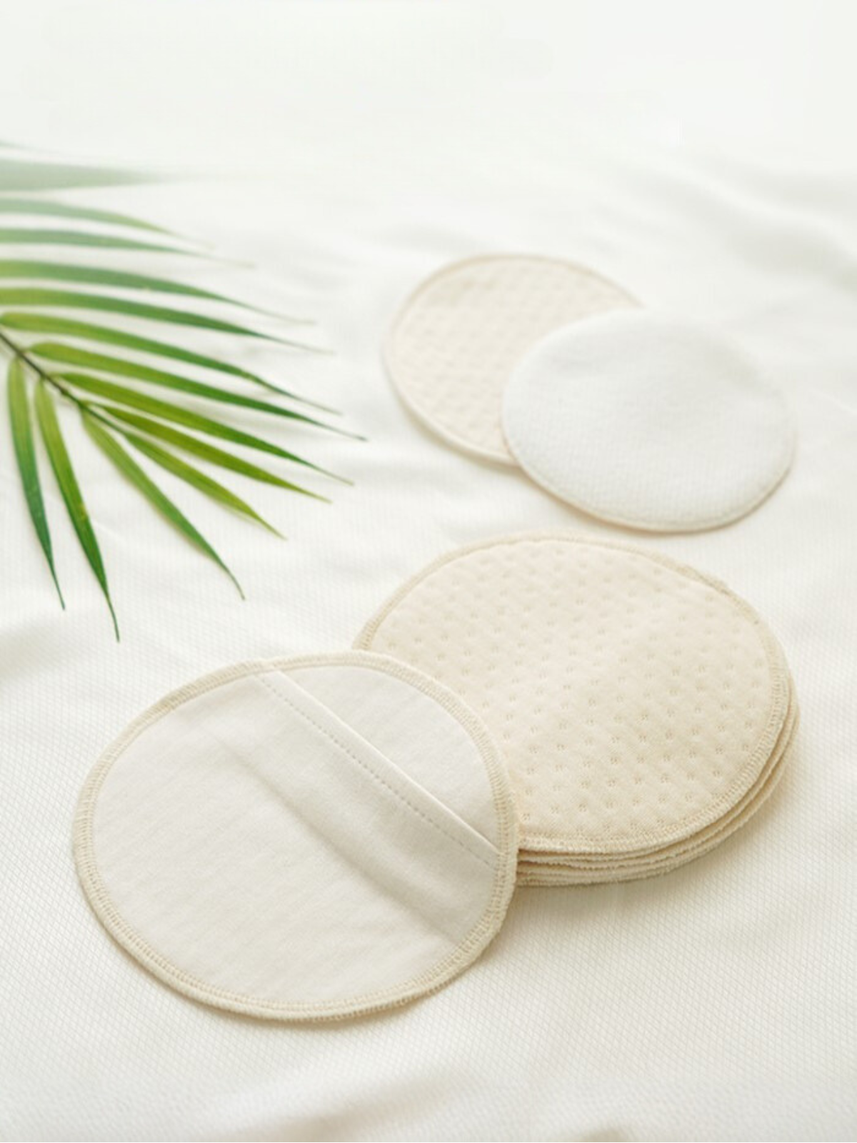 KRBA414 Korea Bamboo Bebe Bamboo Light & Soft Washable Nursing Pads (2Pads+2Inserts)