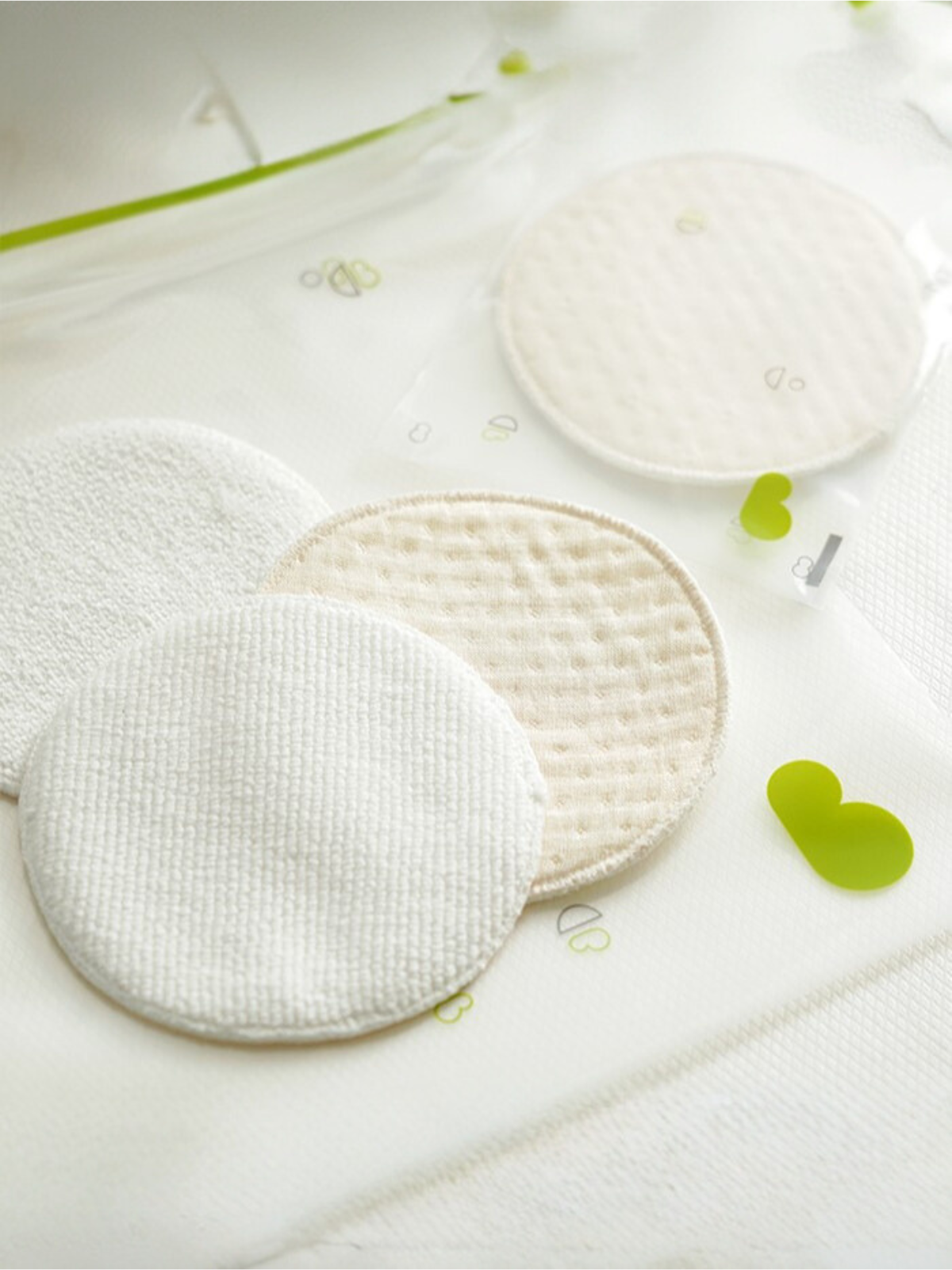 KRBA415 Korea Bamboo Bebe Bamboo Light & Soft Washable Nursing Pad's Insert (2 Inserts)