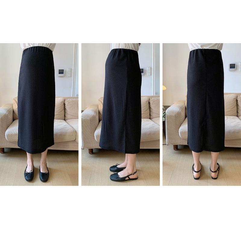 Vertical H-Line Black Slit Midi Skirt