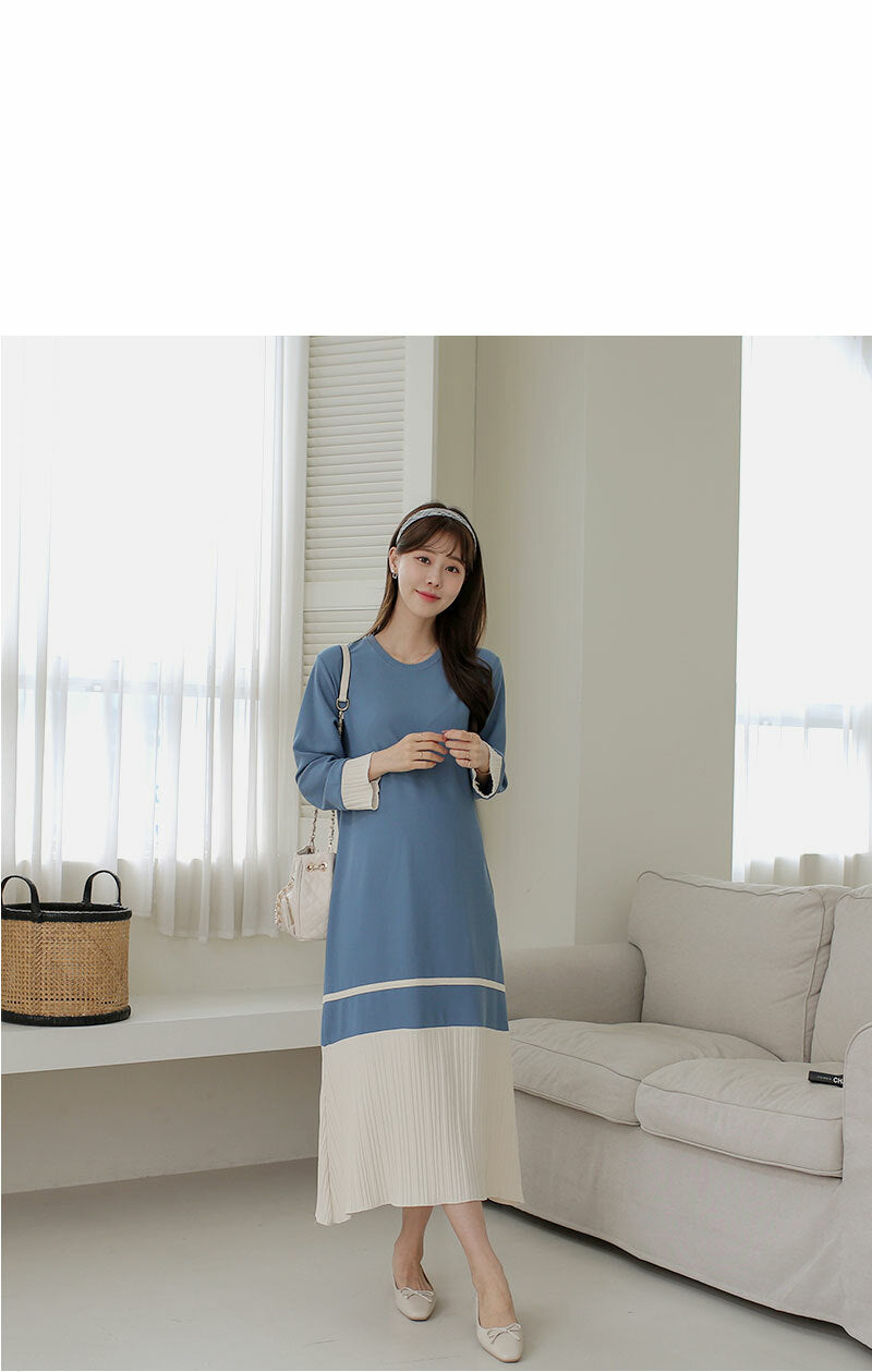 Pleated Two-Toned Midi Dress