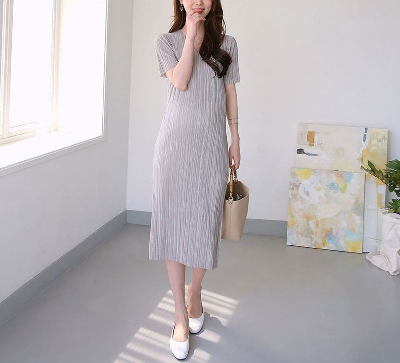 Solid Pleated Midi Dress