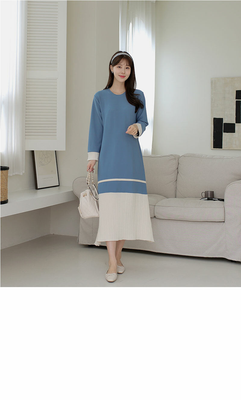 Pleated Two-Toned Midi Dress