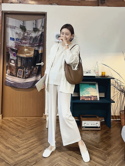Ribbed Knit Wide-leg Pants