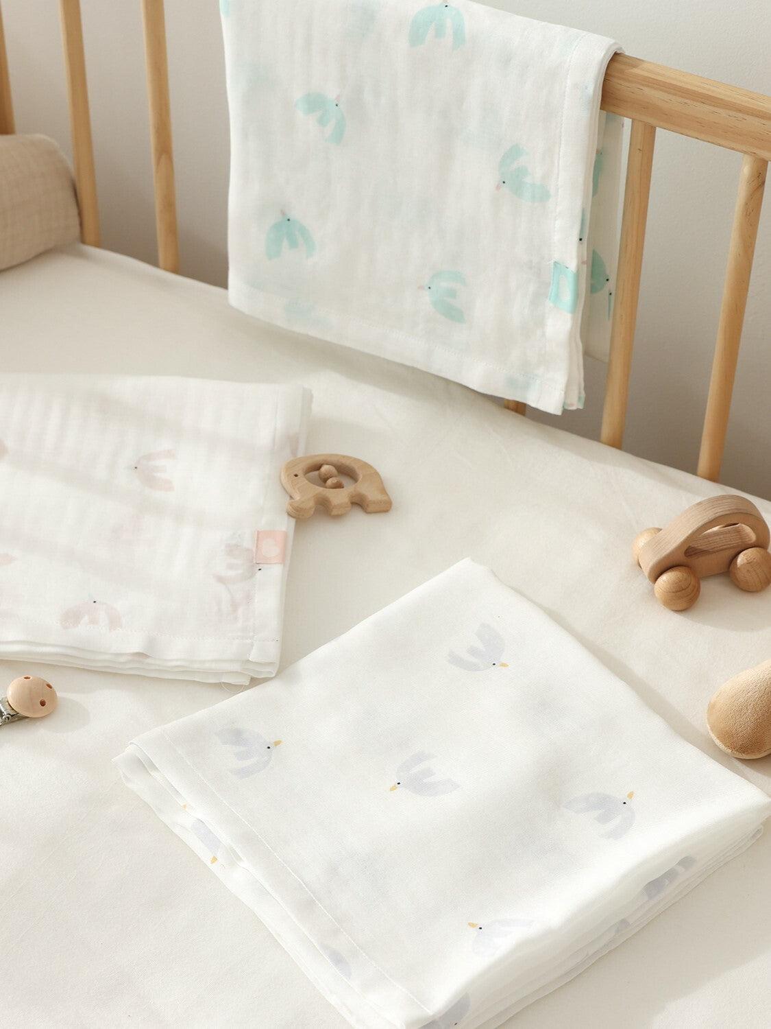 KRBA612 Korea Bamboo bebe Bamboo Baby Gauze Blanket-The Village (3 Colors)