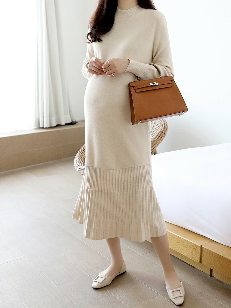 Half Neck Knitted Pleated Dress